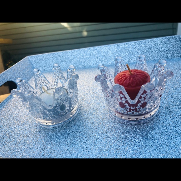 Set of Regal hobnail crown glass candle holders - Picture 14 of 14